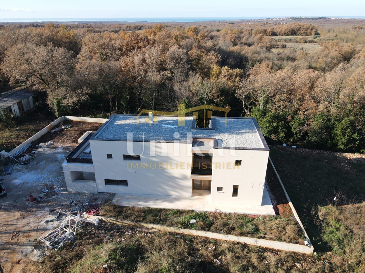 Moderna casa a schiera con piscina e vista sul verde, Poreč